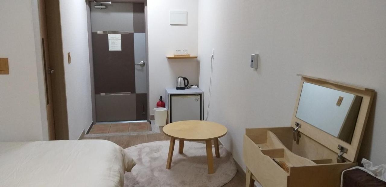 Moon Forest Guesthouse Jeju Exterior photo